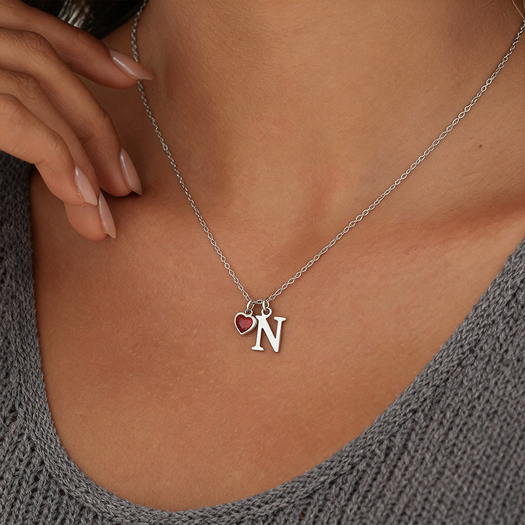 Colar Inicial "Eternal Whisper"