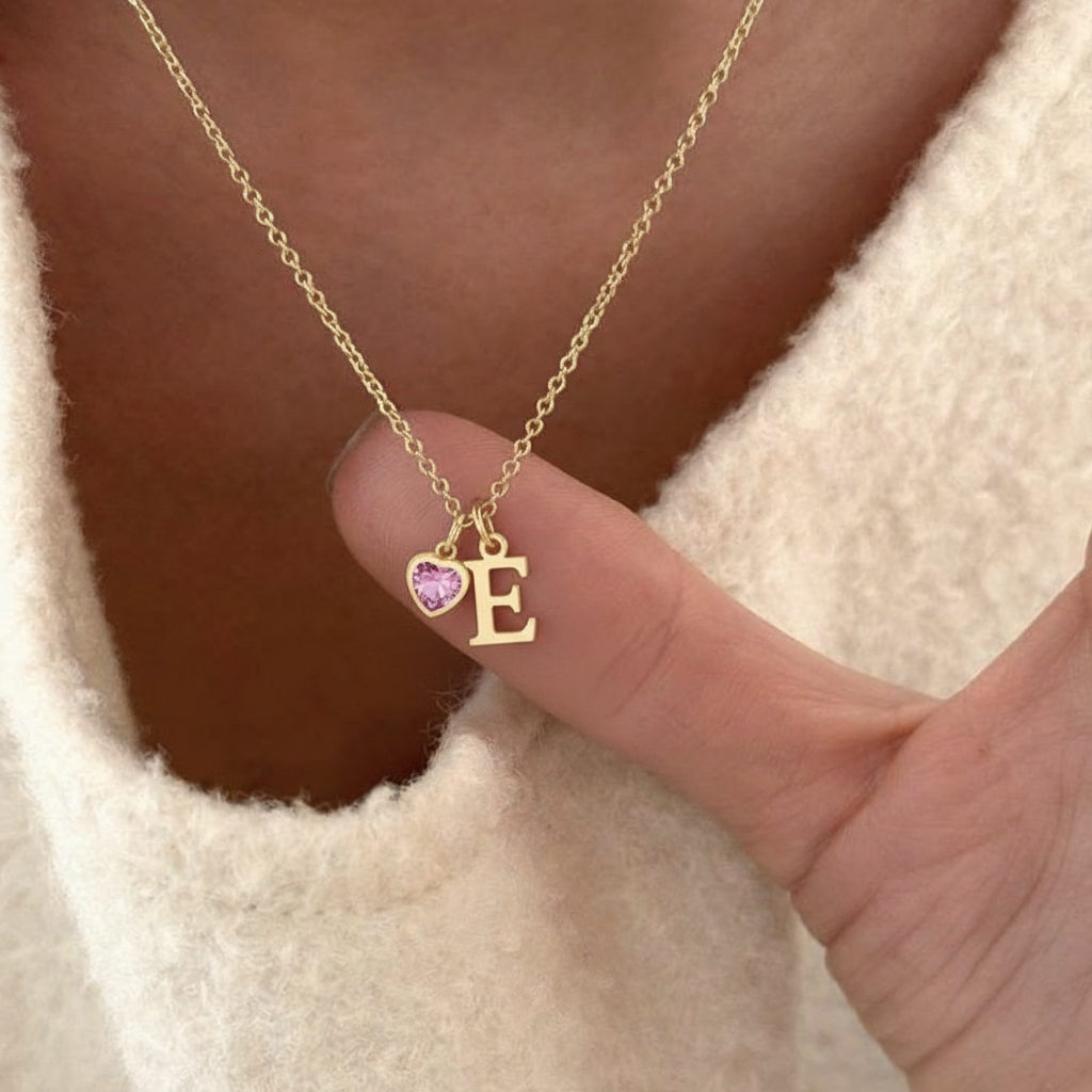Colar Inicial "Eternal Whisper"