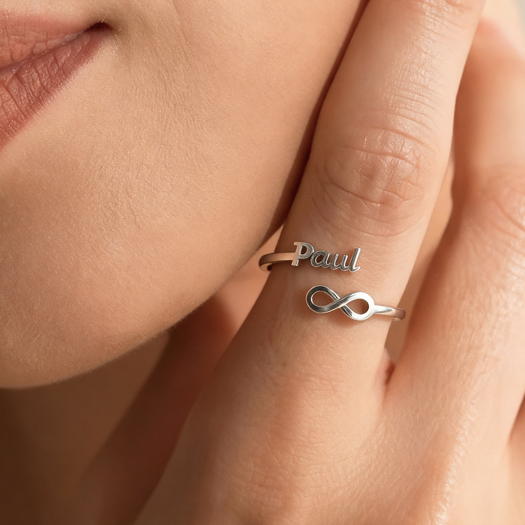 Anel Ajustável com Nome "Eternal Bond"
