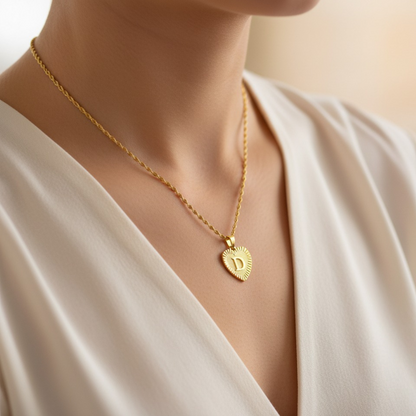 Colar Inicial "Amor Dourado"