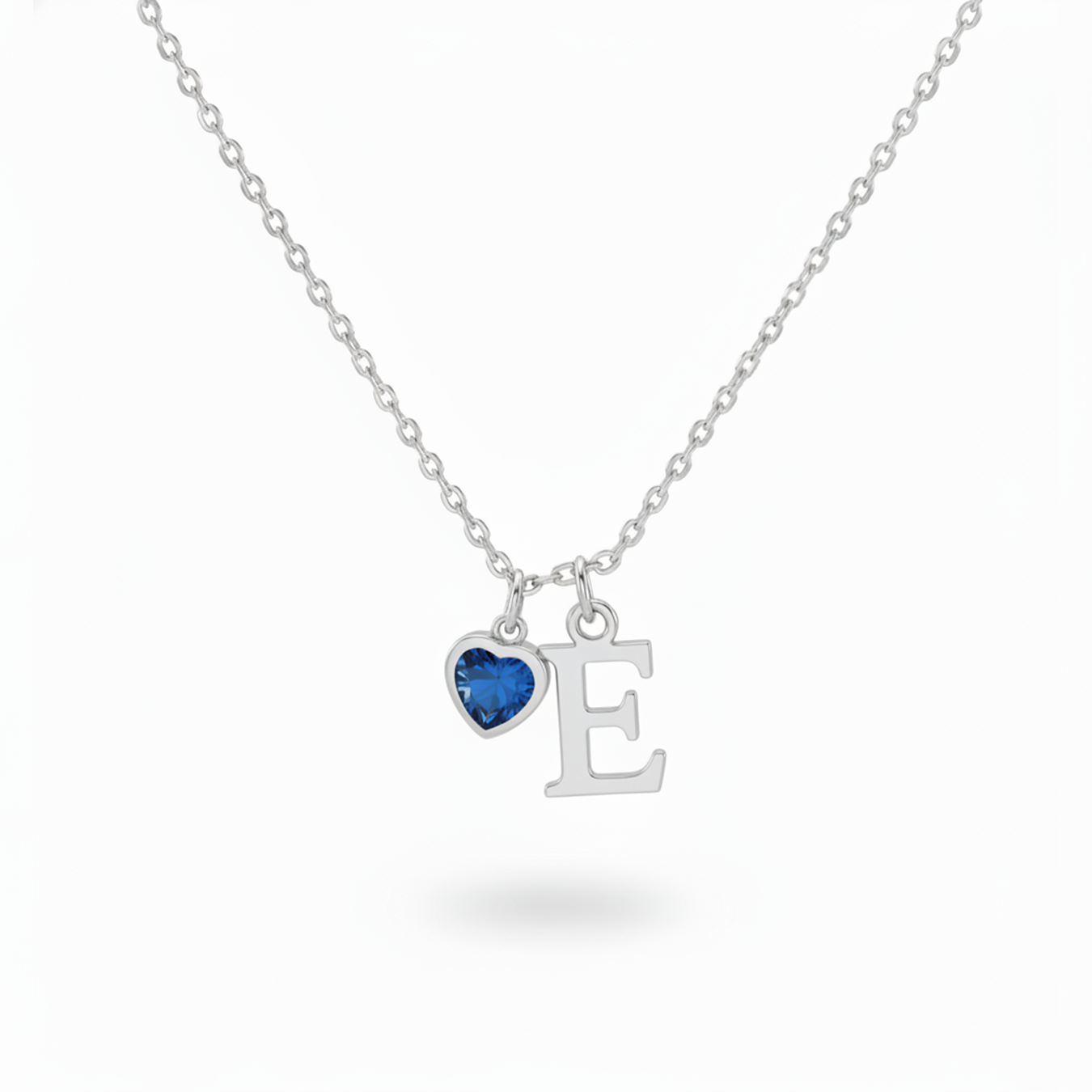 Colar Inicial "Eternal Whisper"