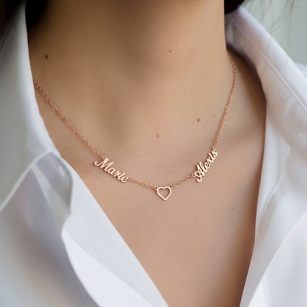 Colar de Nome "Eternal Embrace"