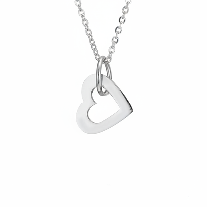 Colar com Nome "Nested Hearts"